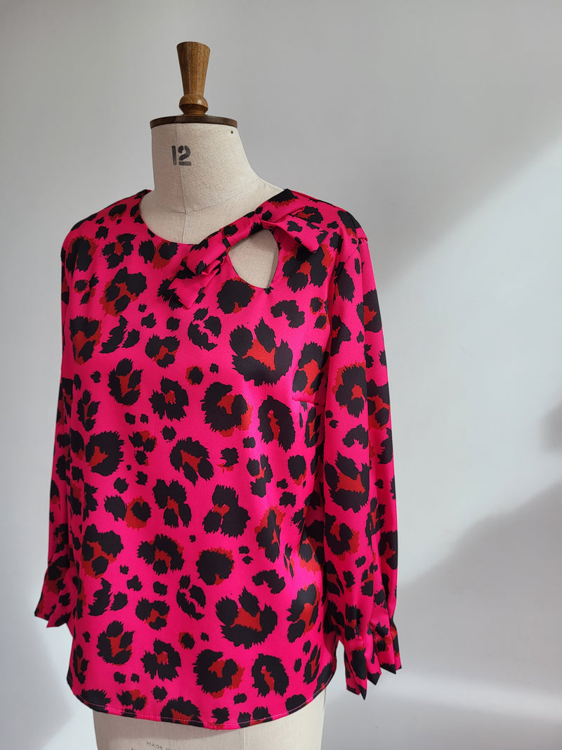 Mara magenta leopard print blouse